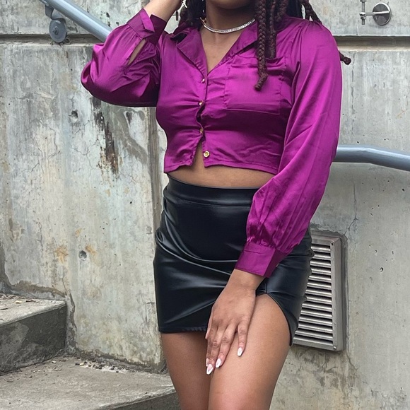 WOMENS FUCHSIA LONG SLEEVE BLOUSE W/ BACK TIE LIKE NEW SIZE SMALL - Picture 7 of 9